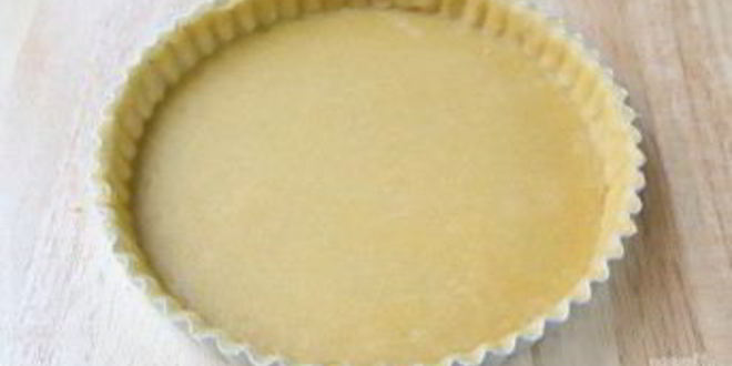 Рецепт яблочного тарта с миндалем