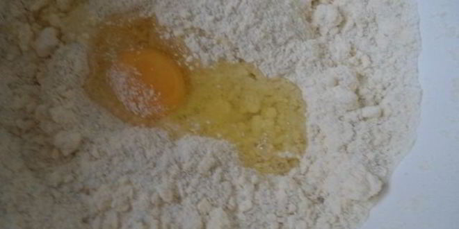 Рецепт яблочного тарта с ванильным кремом