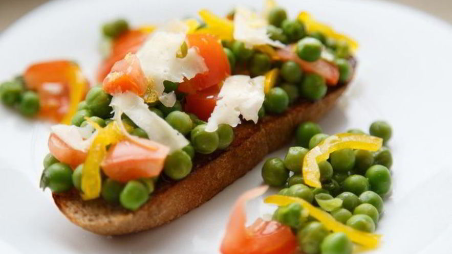 Рецепт бобов на тосте