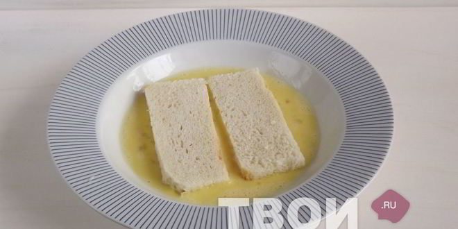 Рецепт французских тостов, запеченных с яблоком