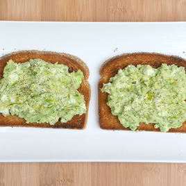 Рецепт Тостов с авокадо и сыром