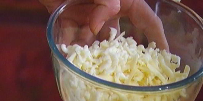 Рецепт тостов с беконом, помидорами, цукини и сыром