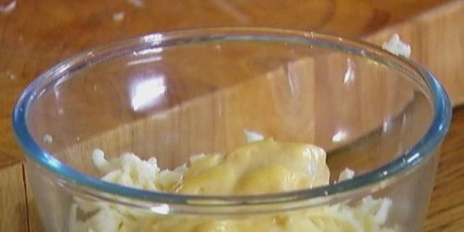 Рецепт тостов с беконом, помидорами, цукини и сыром