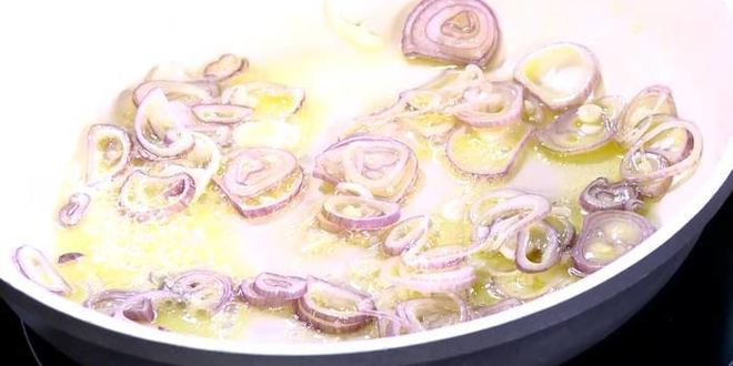 Рецепт тостов с лисичками и лимонным сыром