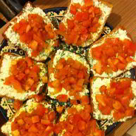 Рецепт Тостов с творогом, чесноком и зеленью