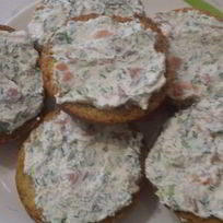 Рецепт Тостов с творожно-лососевой начинкой