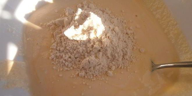 Рецепт глазуньи в съедобной сковородке