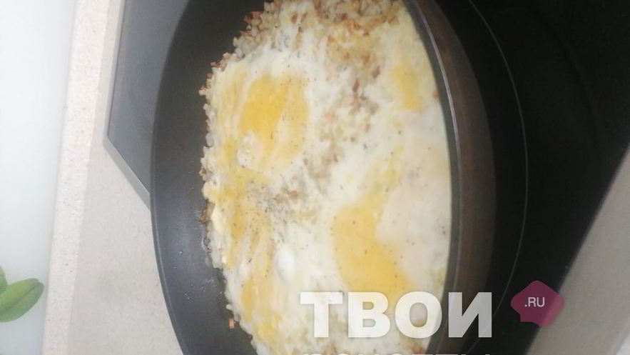 Рецепт яичницы на луке