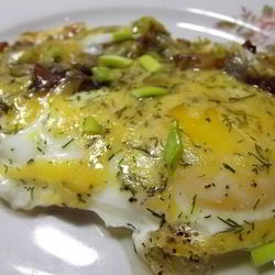 Рецепт Яичницы с грибами и сыром