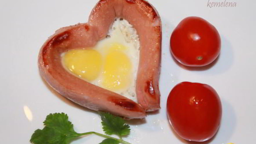 Рецепт яичницы с сосиской breakfast for you
