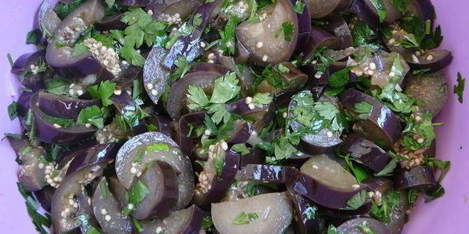 Рецепт закуски из маринованных баклажанов
