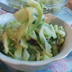 Рецепт Закуски из маринованных кабачков с медом и чесноком