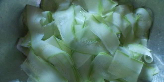 Рецепт закуски из маринованных кабачков с медом и чесноком