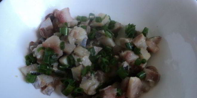 Рецепт закуски с сельдью клубничка