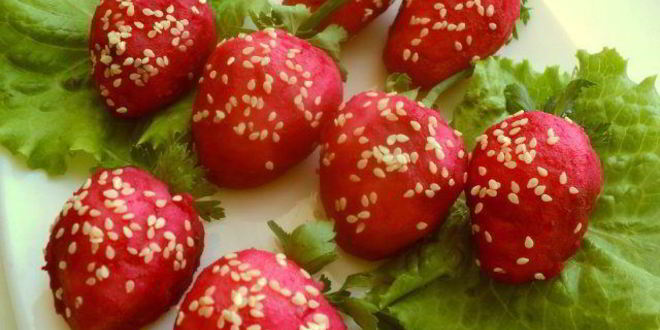 Рецепт закуски с сельдью клубничка