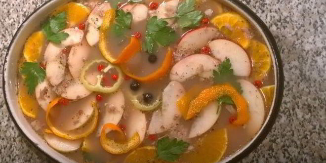 Рецепт праздничного заливного из утки с брусникой утиная история