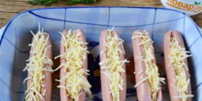 Рецепт запеченных сосисок с гречкой и рисом