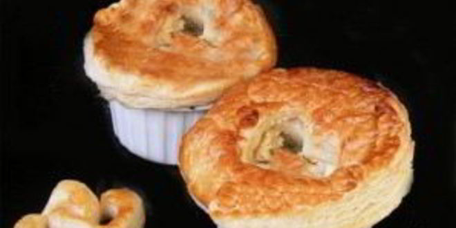 Рецепт жюльена с крышечками из слоеного теста